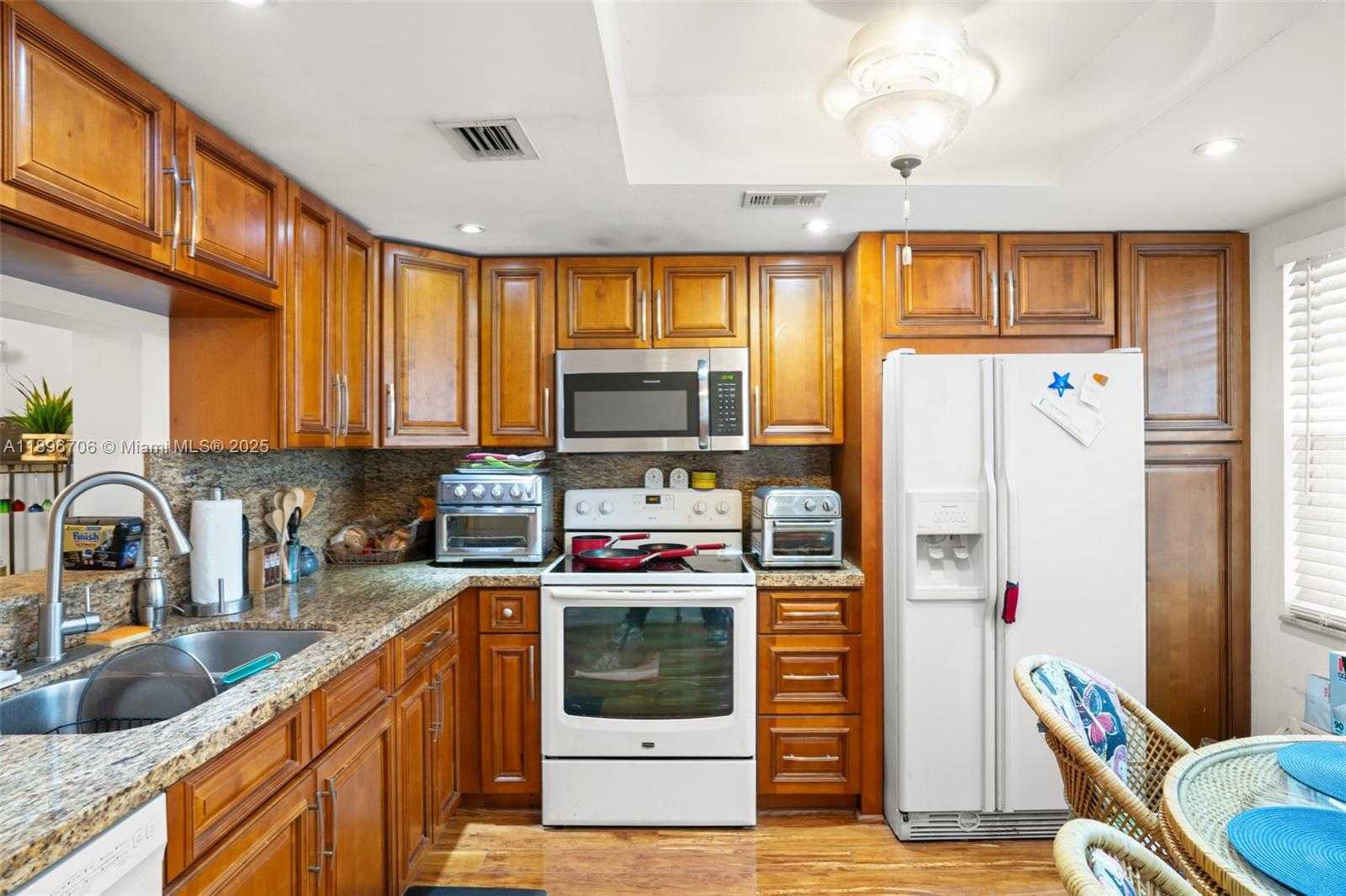 Small Image of 2802 VICTORIA WAY #K4, Coconut Creek Number 2