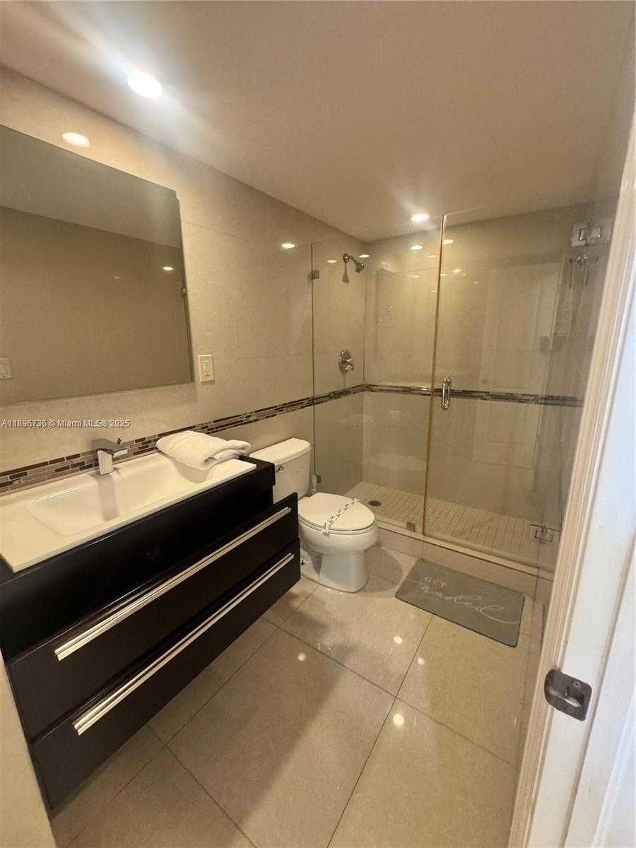 Small Image of 19370 COLLINS AVE #1427, Sunny Isles Beach Number 17