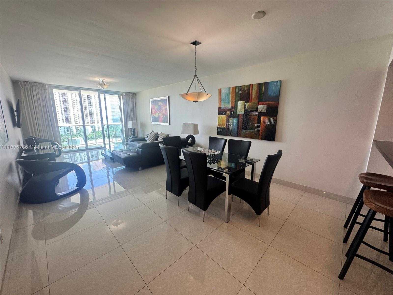 Small Image of 19370 COLLINS AVE #1427, Sunny Isles Beach Number 3