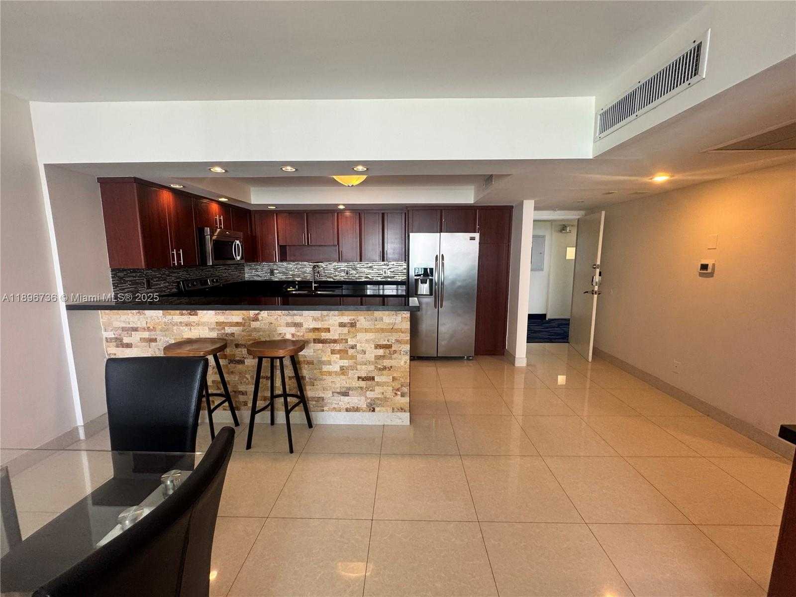 Small Image of 19370 COLLINS AVE #1427, Sunny Isles Beach Number 5