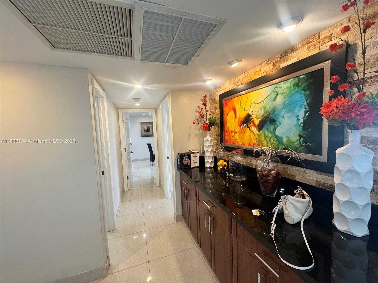 Small Image of 19370 COLLINS AVE #1427, Sunny Isles Beach Number 9