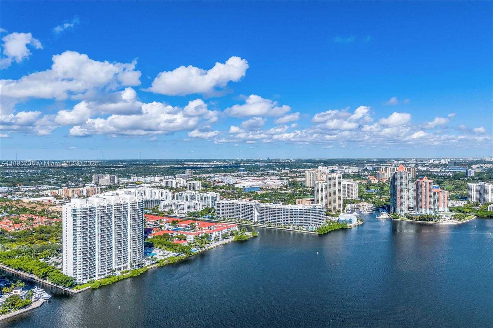 Small Image of 3201 NORTH EAST 183RD ST #1806, Aventura Number 2