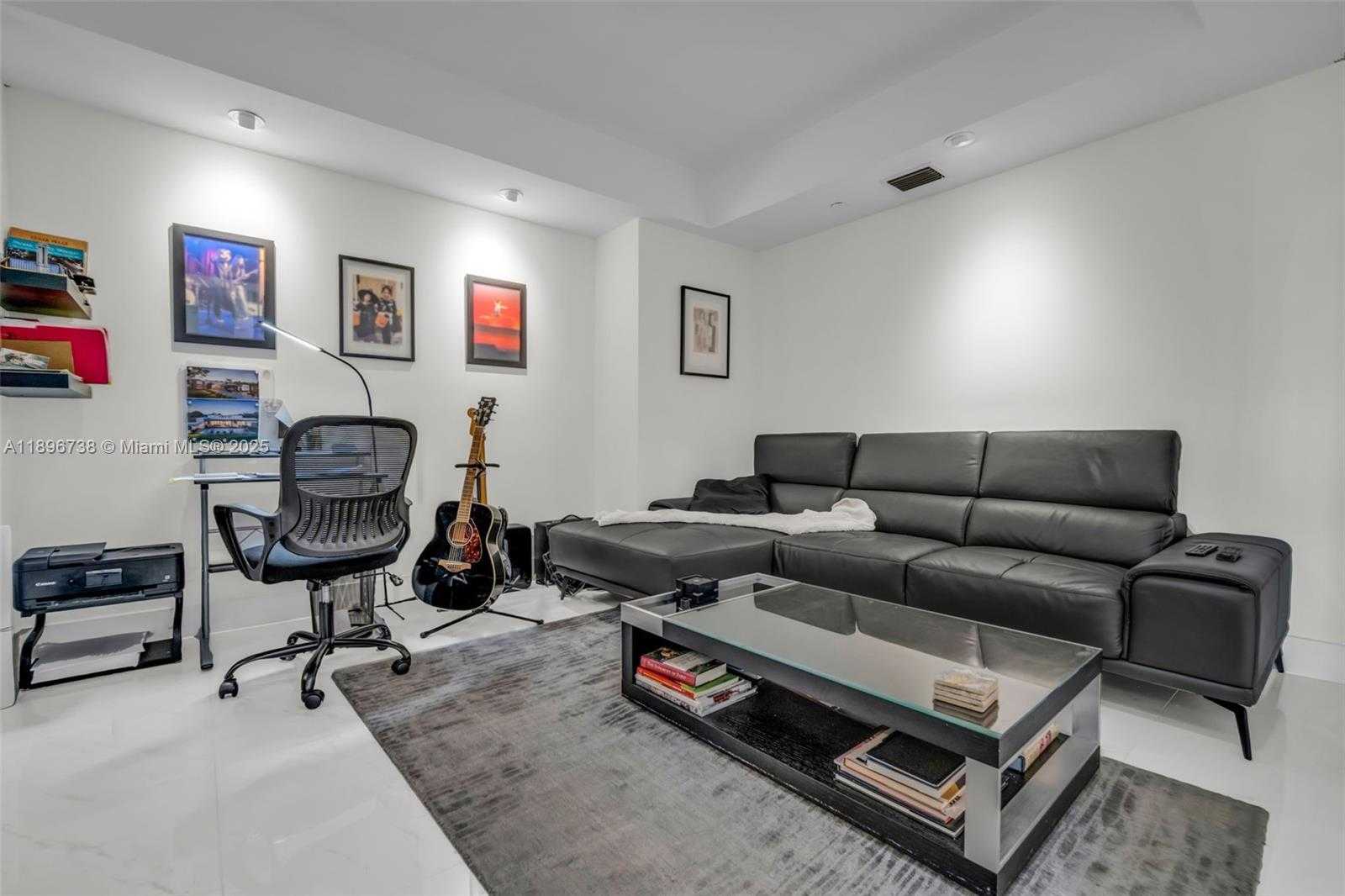 Small Image of 3201 NORTH EAST 183RD ST #1806, Aventura Number 28