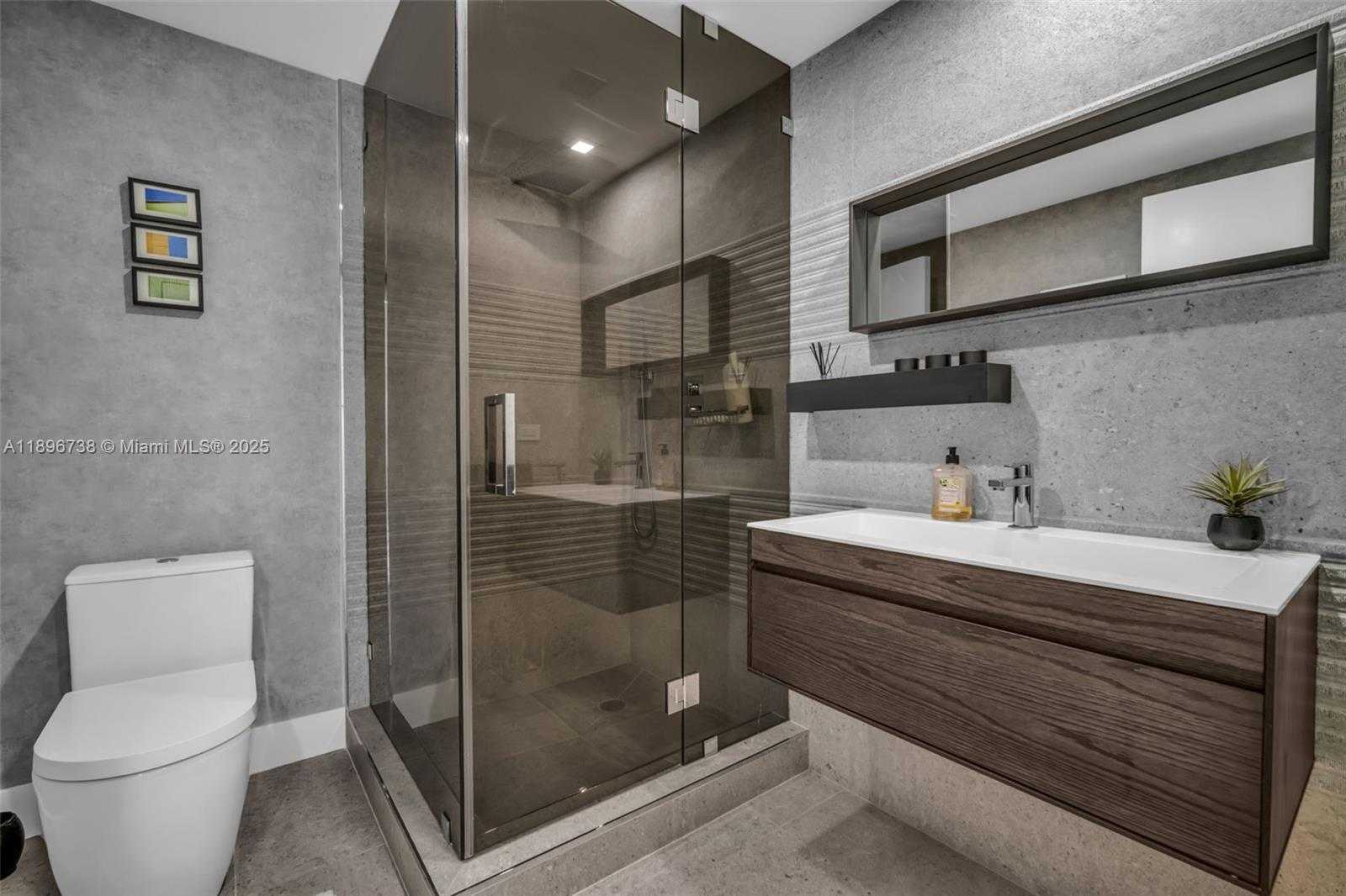 Small Image of 3201 NORTH EAST 183RD ST #1806, Aventura Number 38