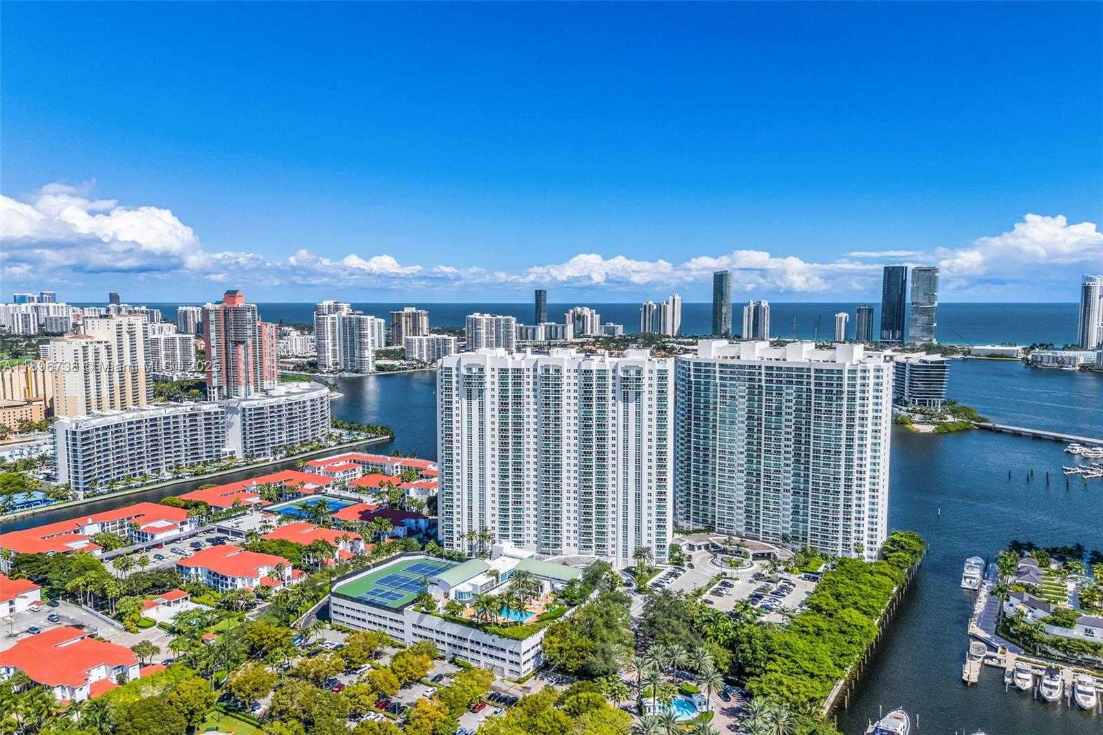 Small Image of 3201 NORTH EAST 183RD ST #1806, Aventura Number 5