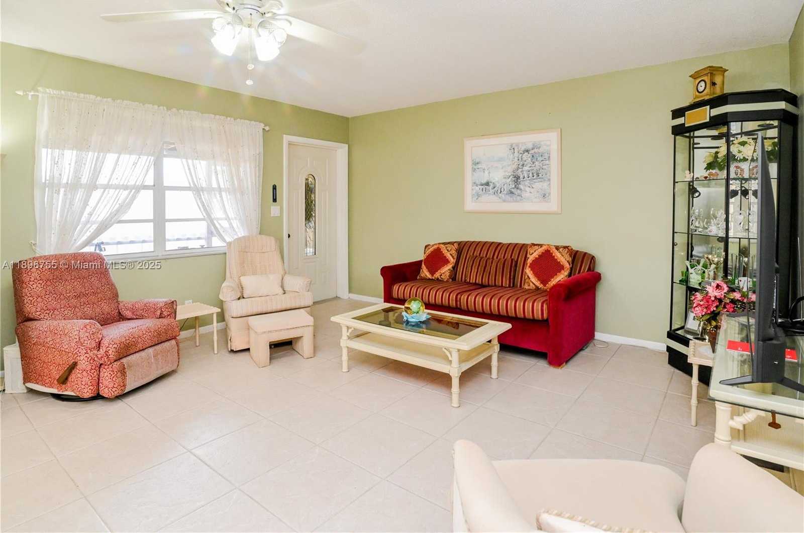 Small Image of 5300 WASHINGTON ST #G230, Hollywood Number 12