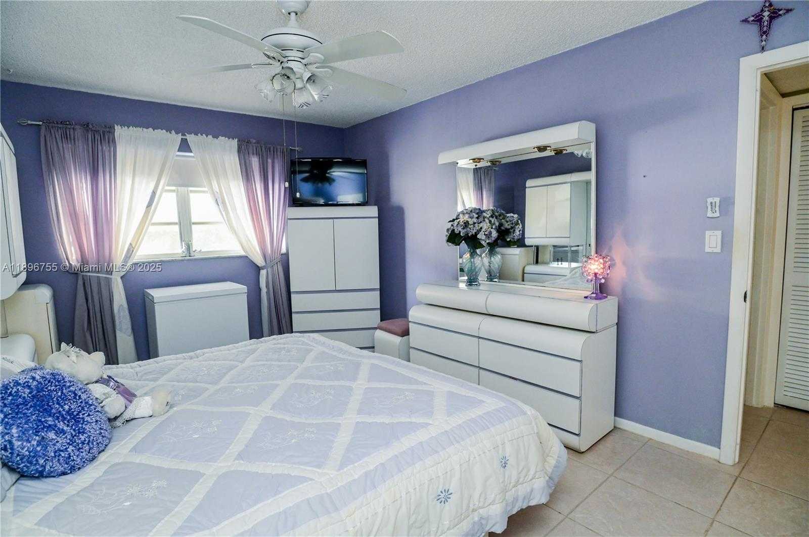 Small Image of 5300 WASHINGTON ST #G230, Hollywood Number 18