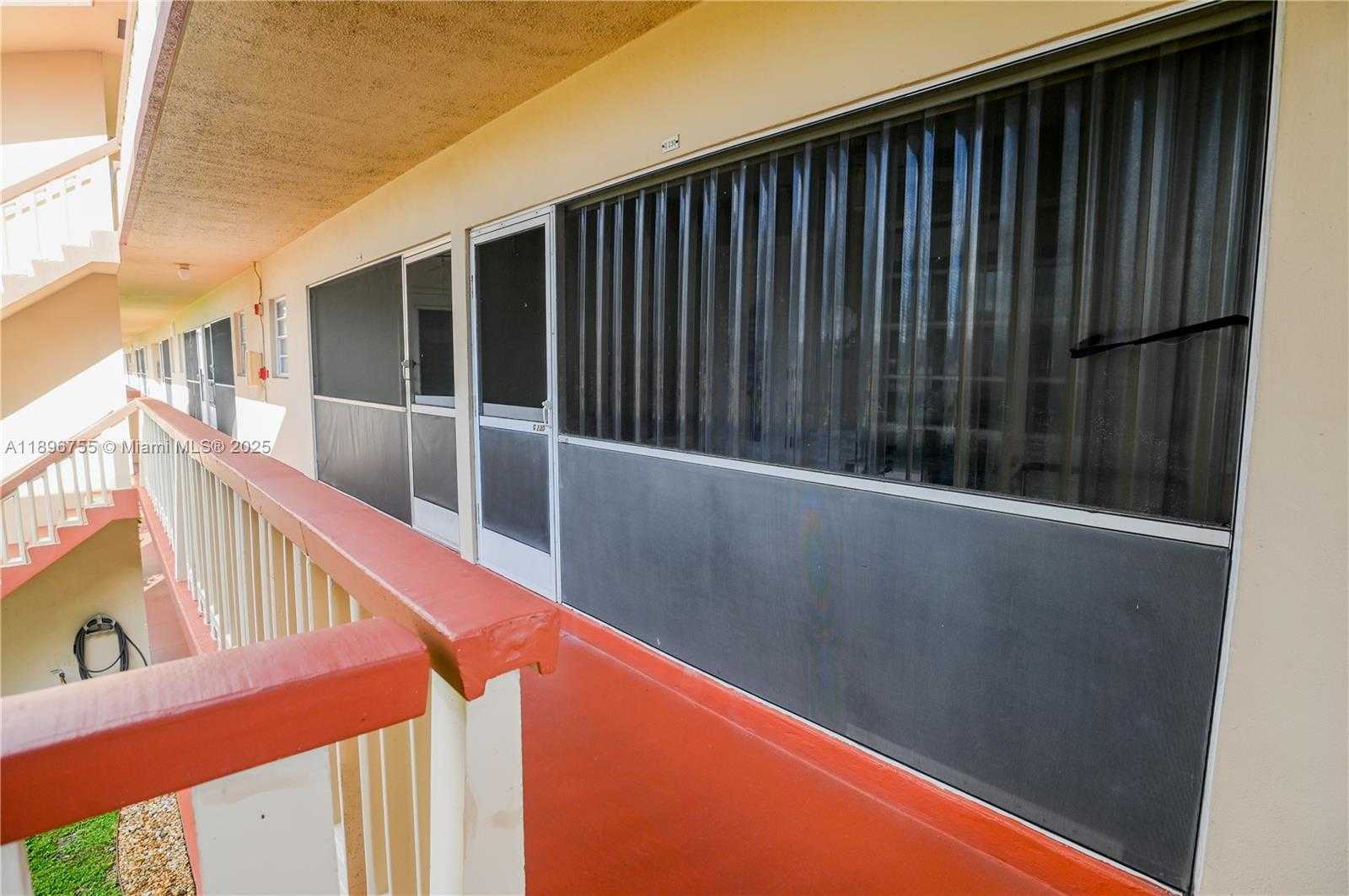 Small Image of 5300 WASHINGTON ST #G230, Hollywood Number 26