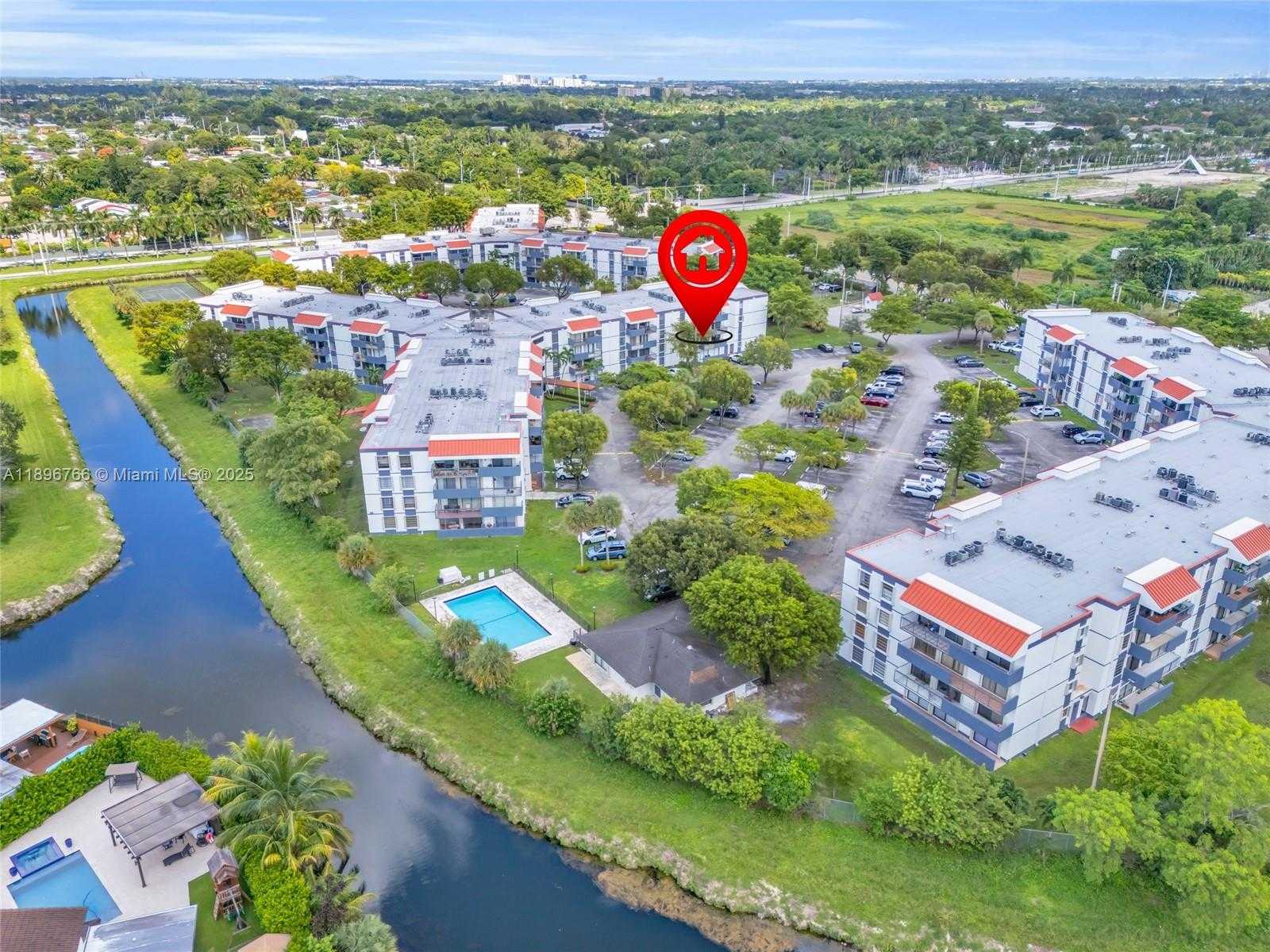 Small Image of 5800 SOUTH WEST 127TH AVE #2203, Miami Number 31