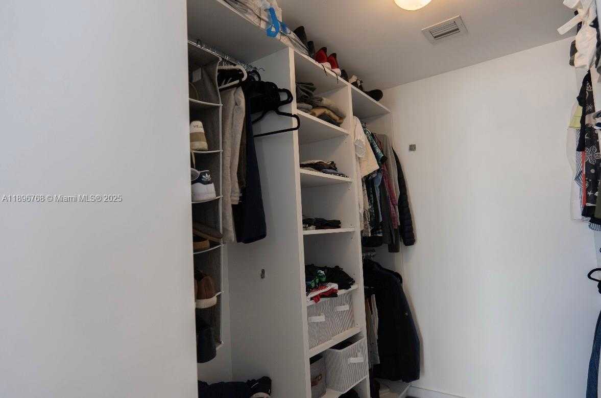 Small Image of 488 NORTH EAST 18TH ST #4509, Miami Number 19