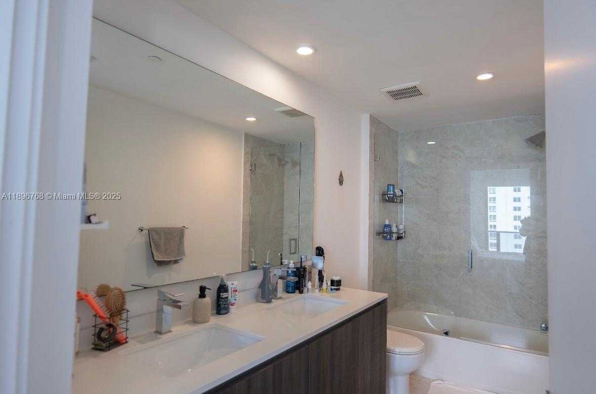 Small Image of 488 NORTH EAST 18TH ST #4509, Miami Number 21