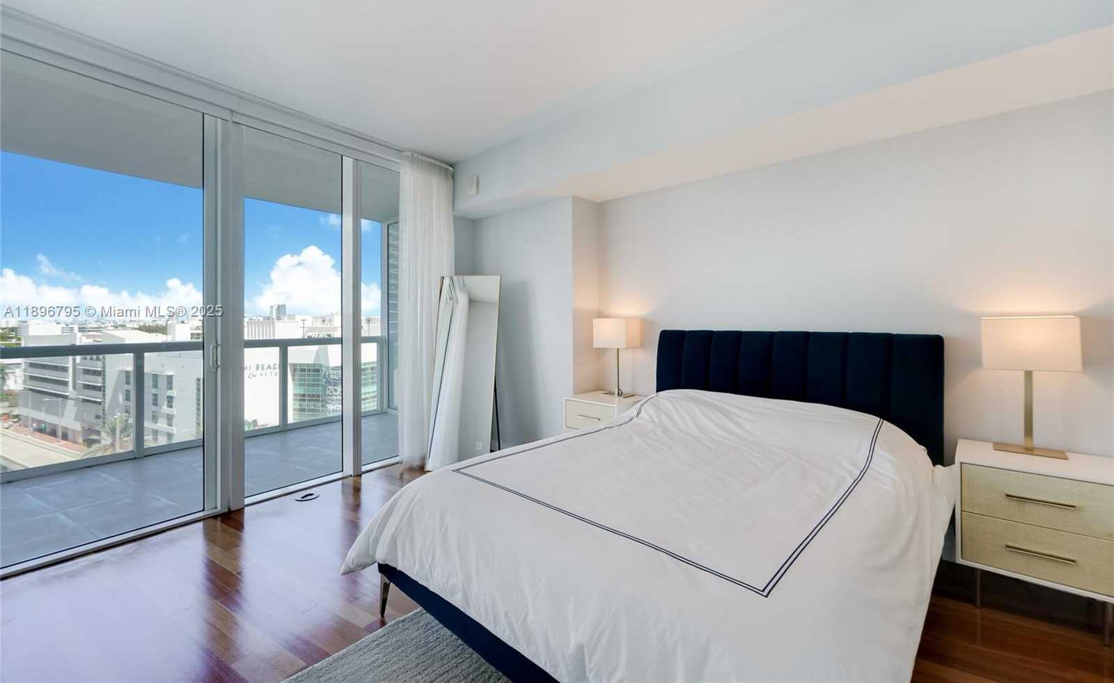 Small Image of 450 ALTON RD #906, Miami Beach Number 17