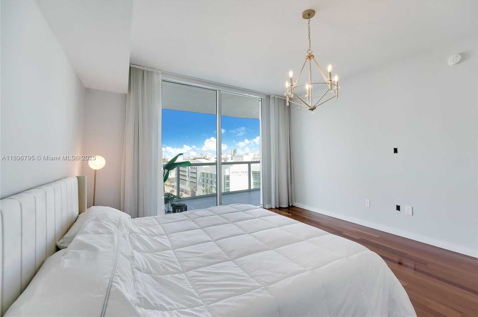 Small Image of 450 ALTON RD #906, Miami Beach Number 25