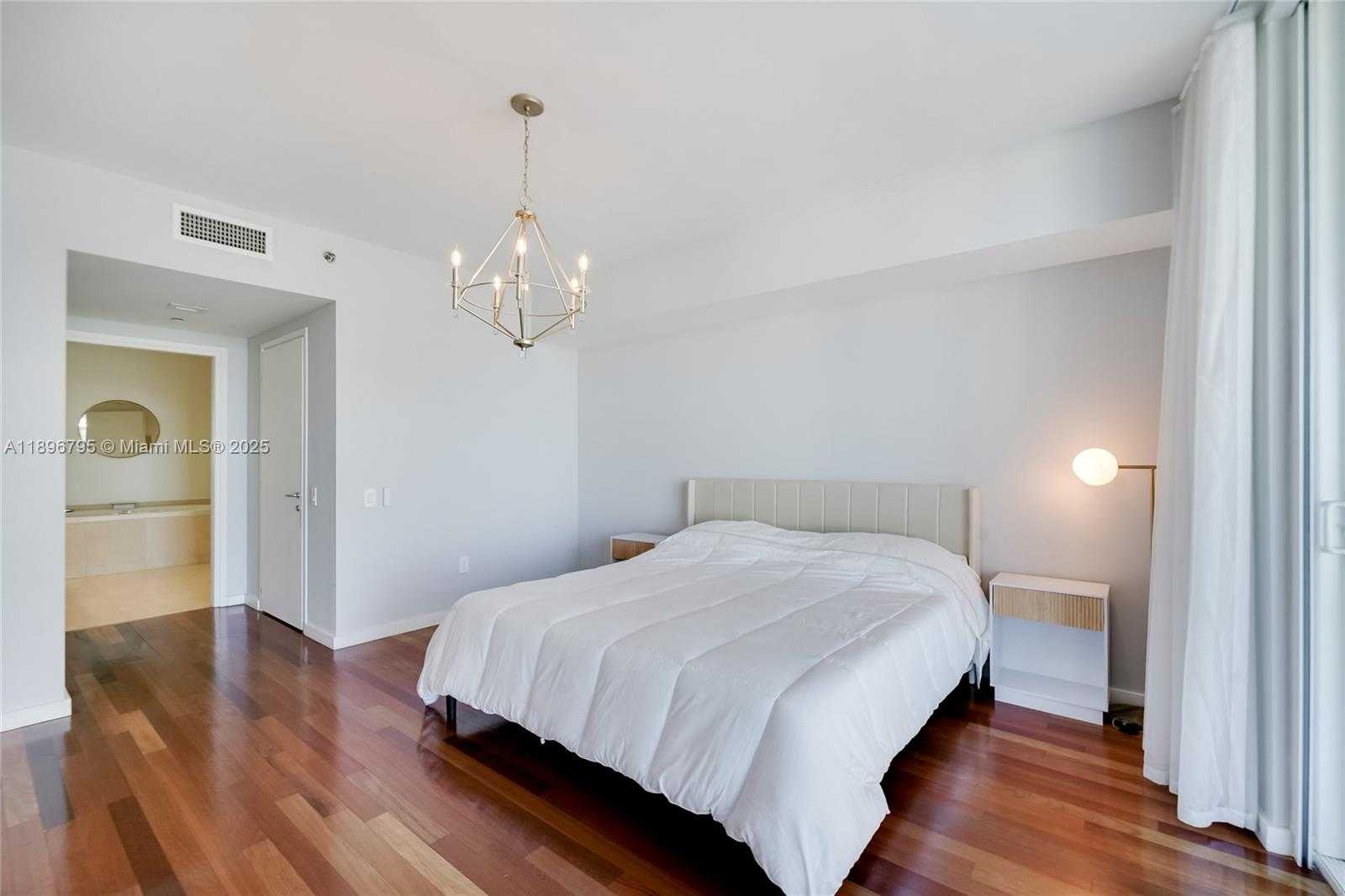 Small Image of 450 ALTON RD #906, Miami Beach Number 27