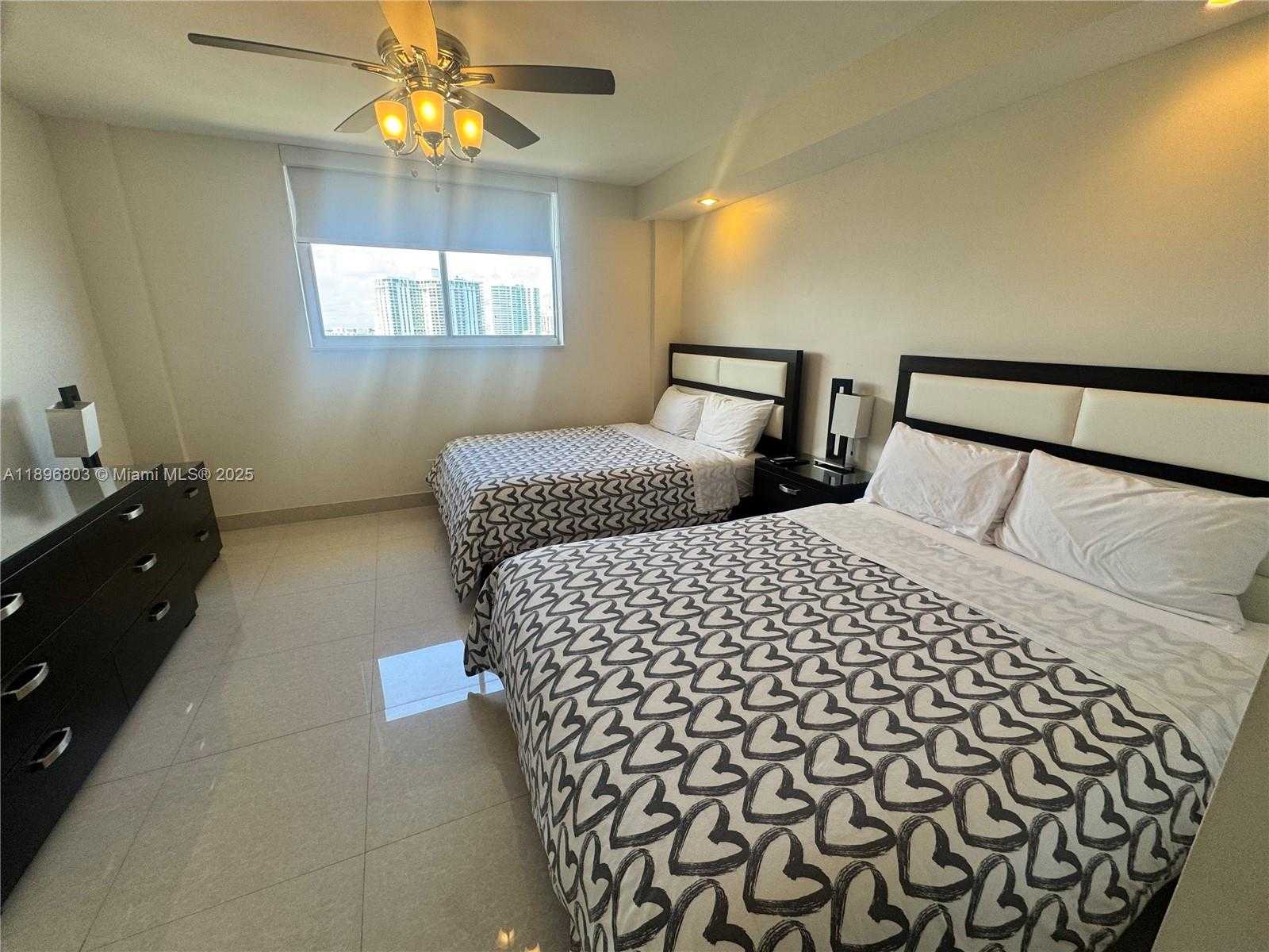 Small Image of 19370 COLLINS AVE #1520, Sunny Isles Beach Number 10