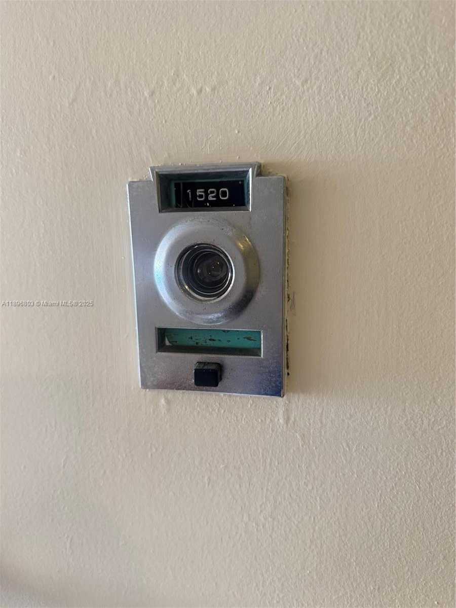 Small Image of 19370 COLLINS AVE #1520, Sunny Isles Beach Number 3