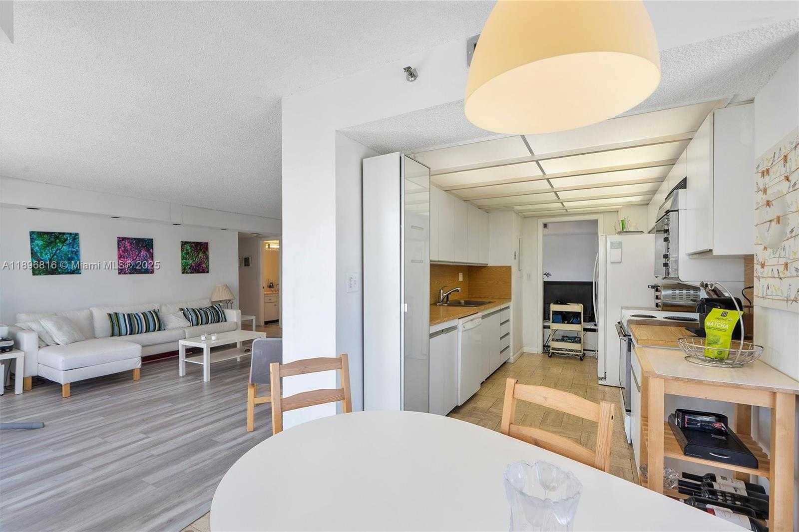 Small Image of 4000 TOWERSIDE TER #402, Miami Number 15