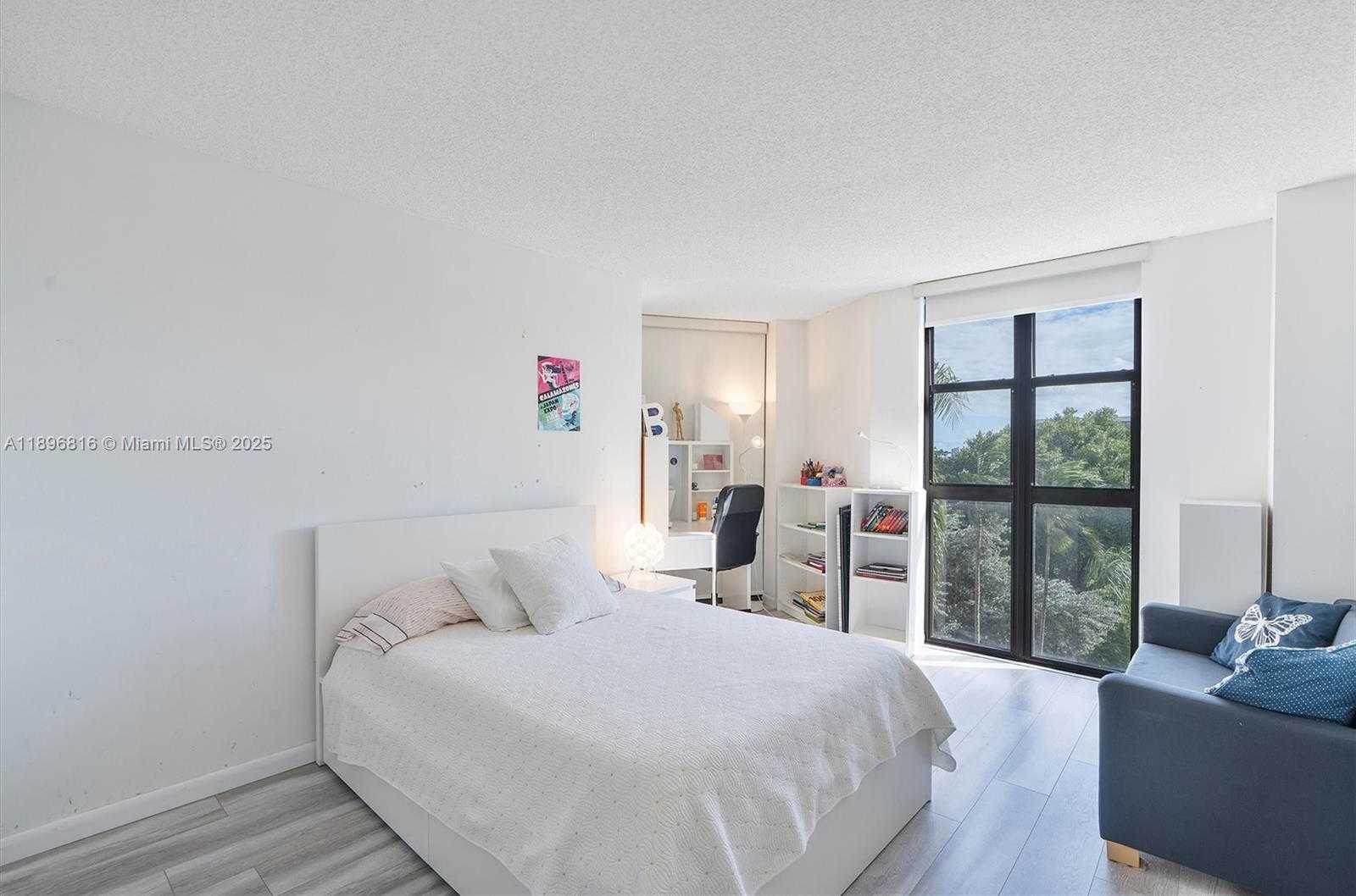 Small Image of 4000 TOWERSIDE TER #402, Miami Number 23