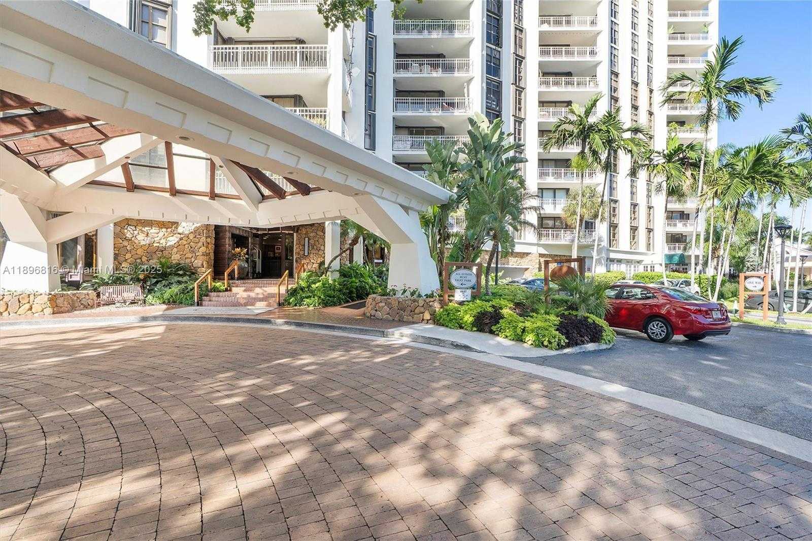 Small Image of 4000 TOWERSIDE TER #402, Miami Number 3