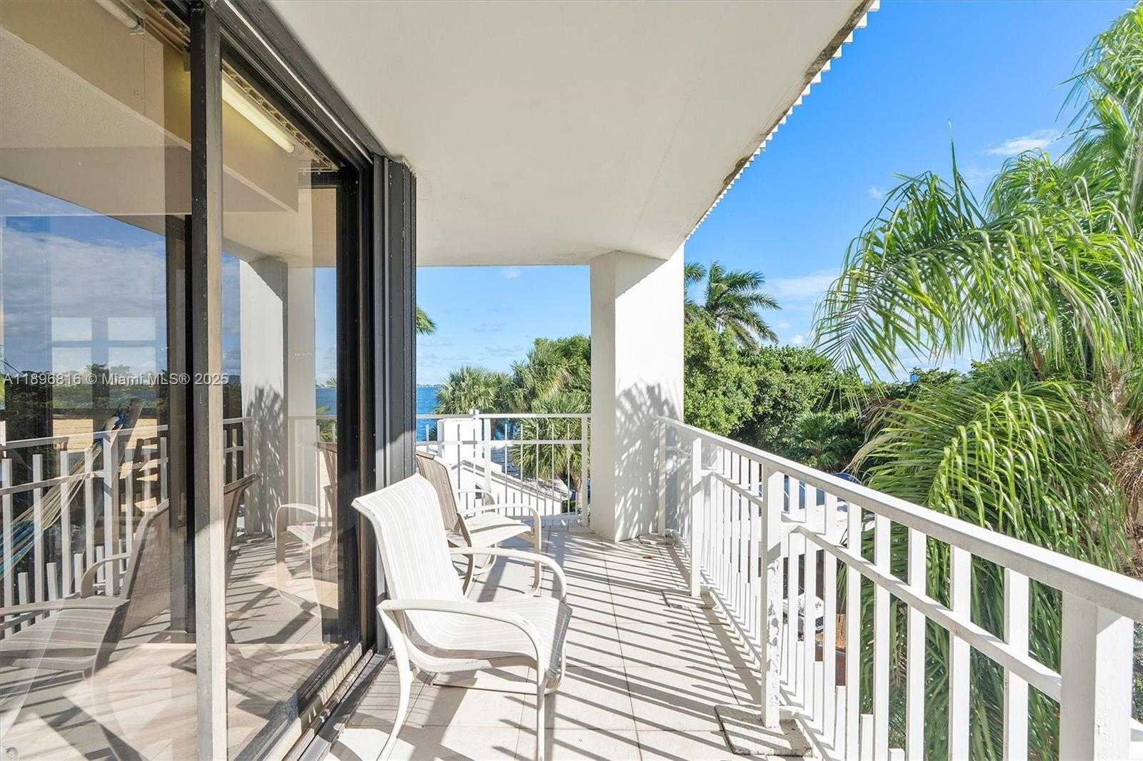 Small Image of 4000 TOWERSIDE TER #402, Miami Number 34