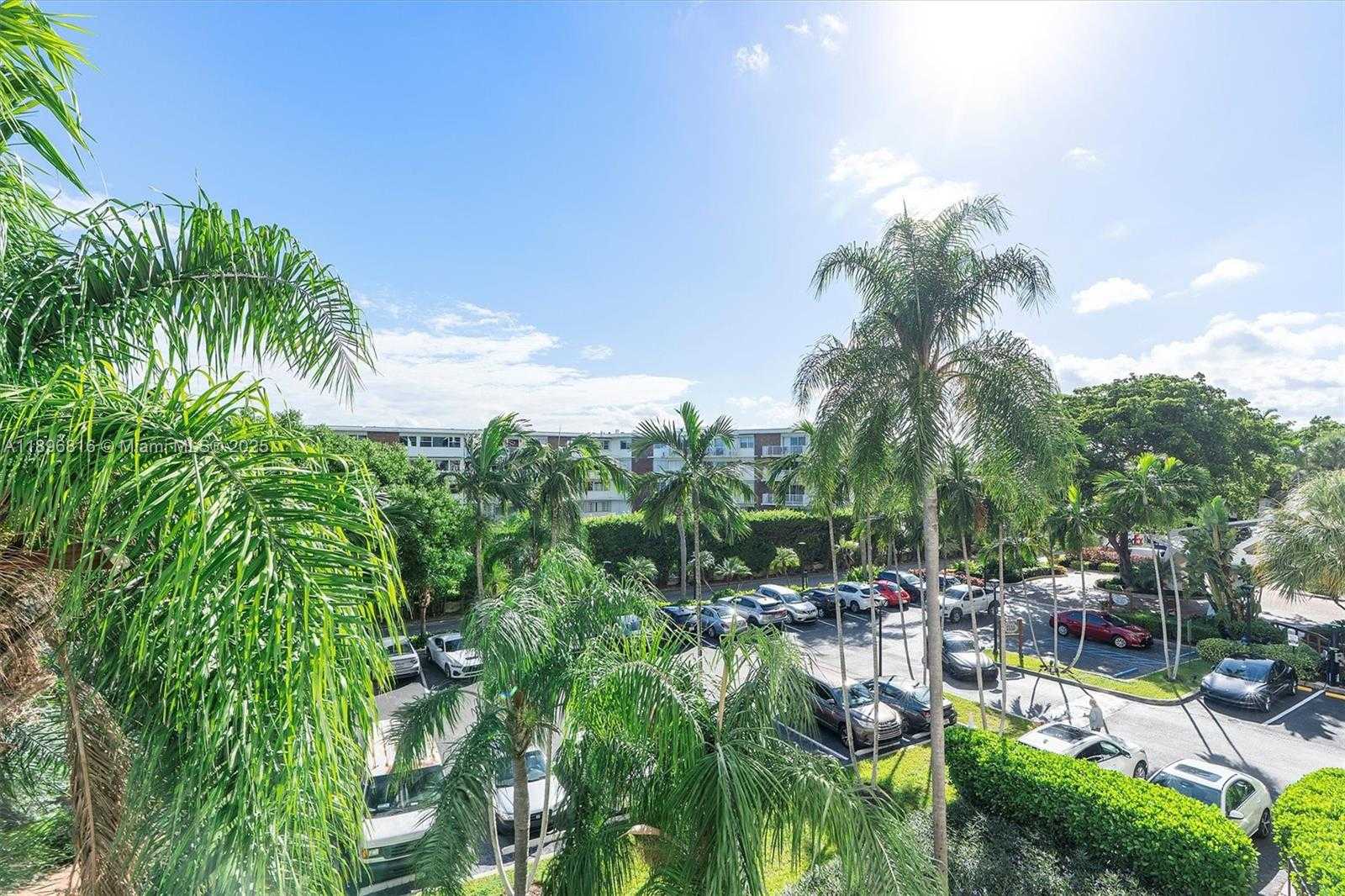 Small Image of 4000 TOWERSIDE TER #402, Miami Number 39