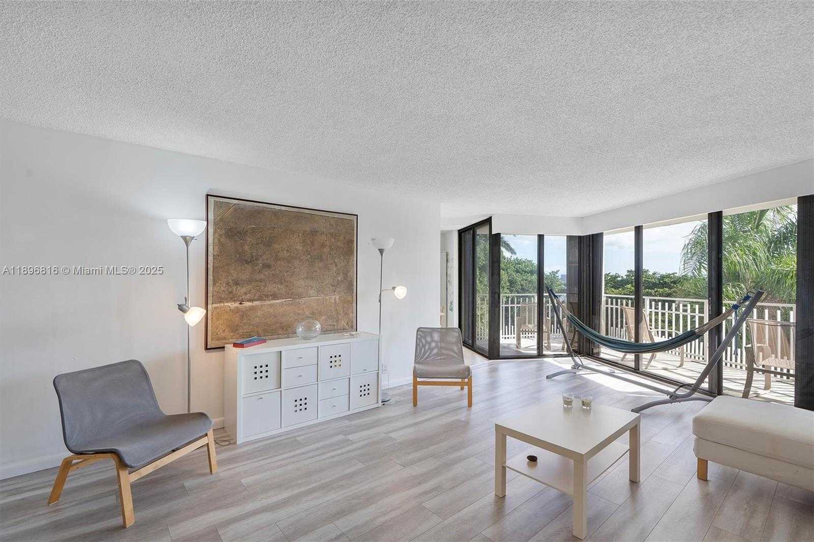 Small Image of 4000 TOWERSIDE TER #402, Miami Number 4