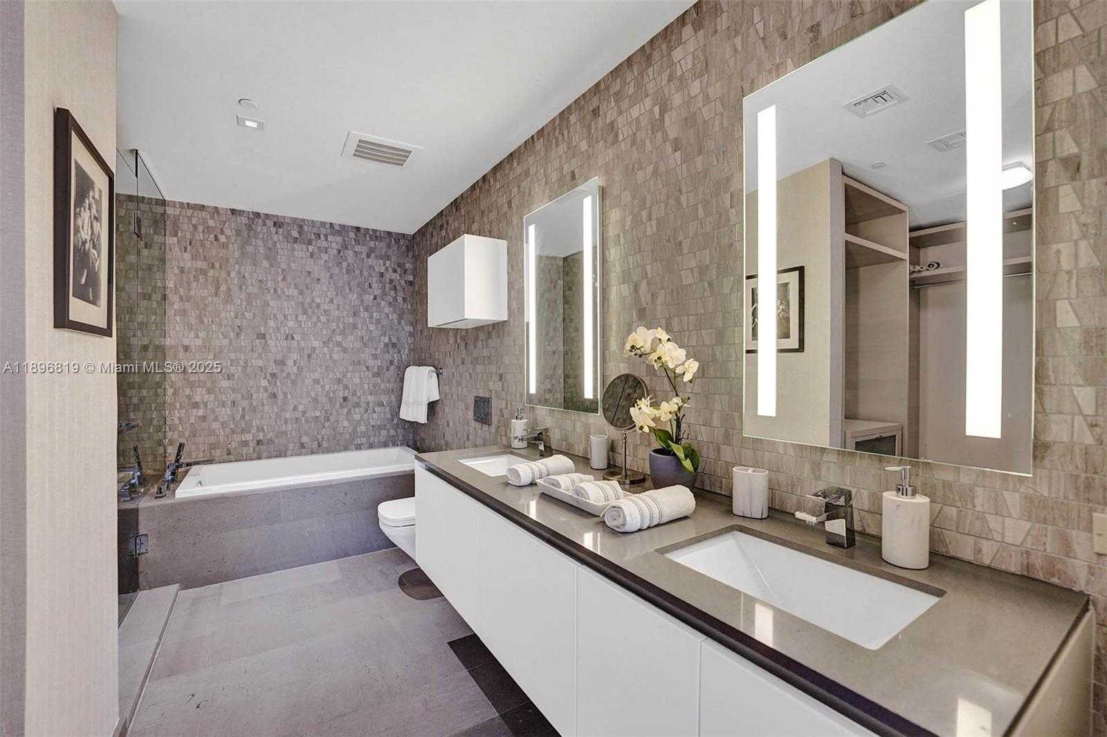 Small Image of 88 SOUTH WEST 7TH ST #1408, Miami Number 13