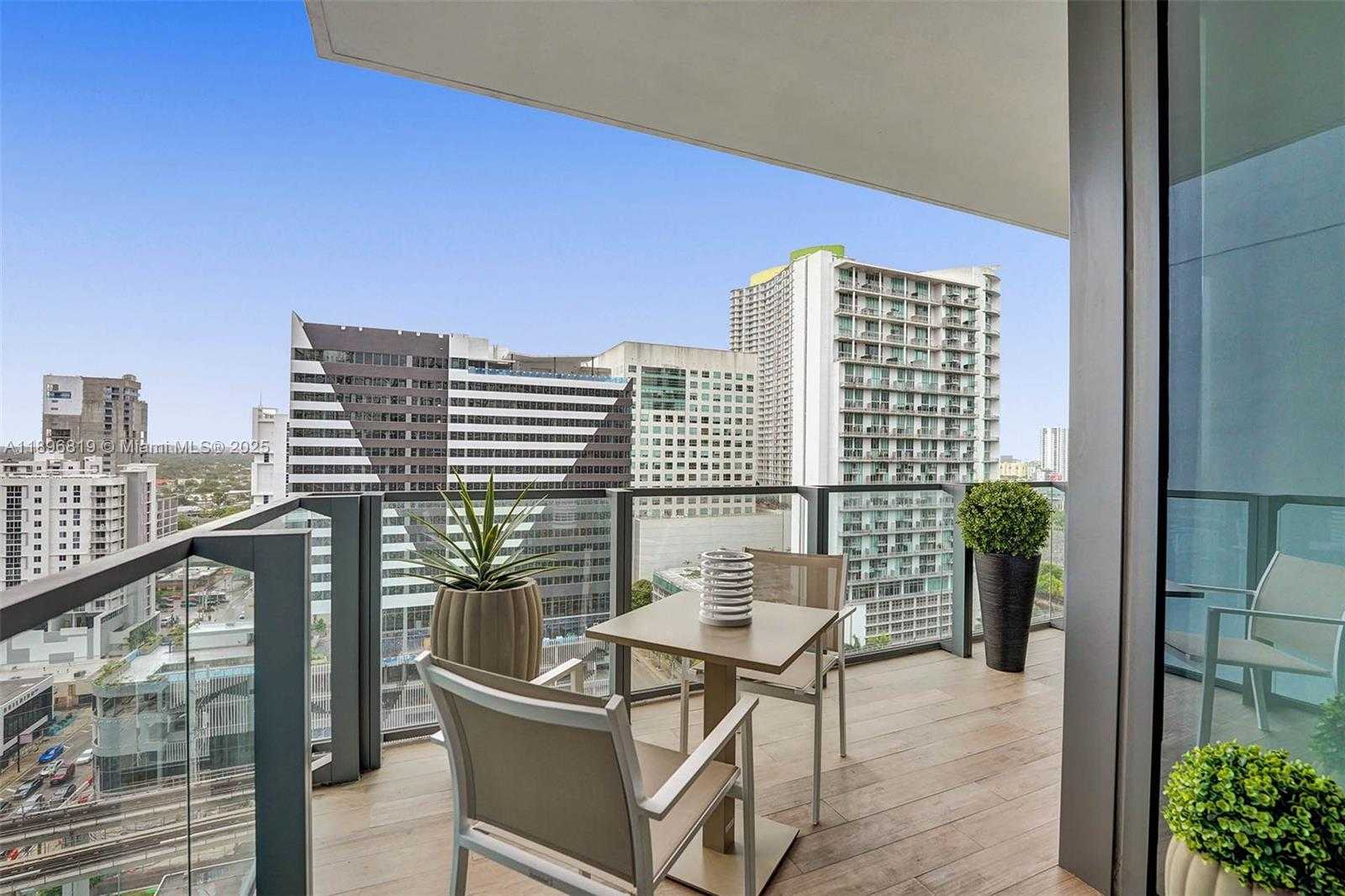 Small Image of 88 SOUTH WEST 7TH ST #1408, Miami Number 16