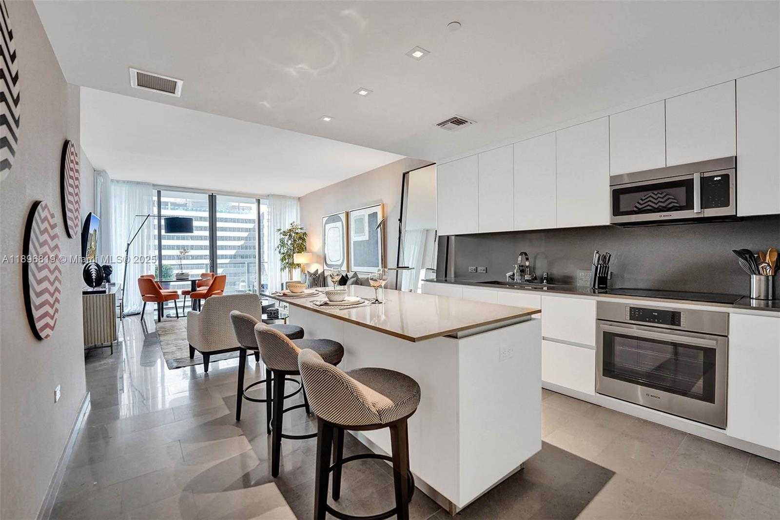 Small Image of 88 SOUTH WEST 7TH ST #1408, Miami Number 4