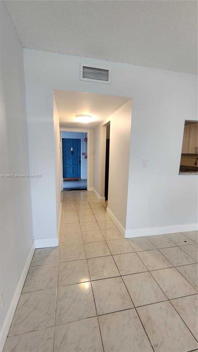 Small Image of 981 HILLCREST CT #114, Hollywood Number 50
