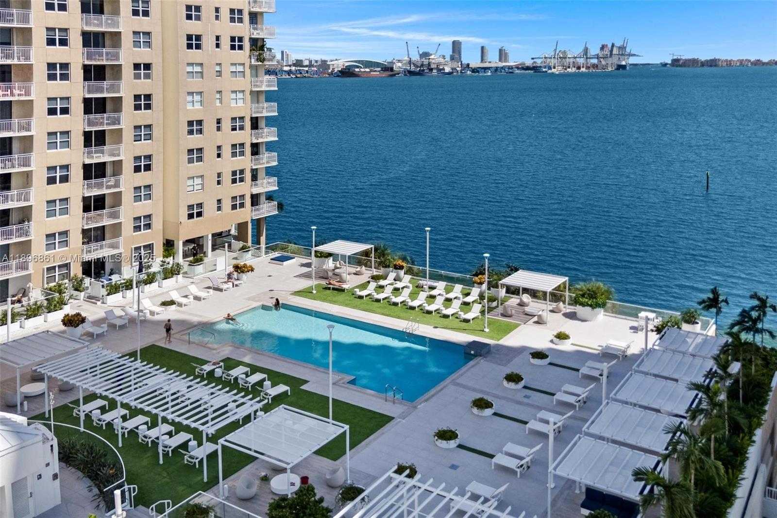 Small Image of 770 CLAUGHTON ISLAND DR #1712, Miami Number 17