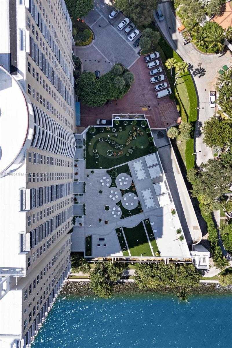 Small Image of 770 CLAUGHTON ISLAND DR #1712, Miami Number 26