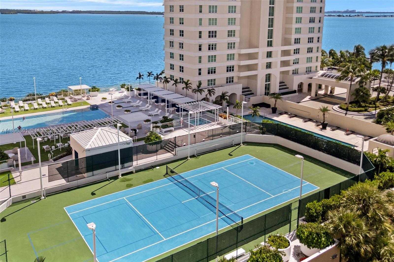 Small Image of 770 CLAUGHTON ISLAND DR #1712, Miami Number 28