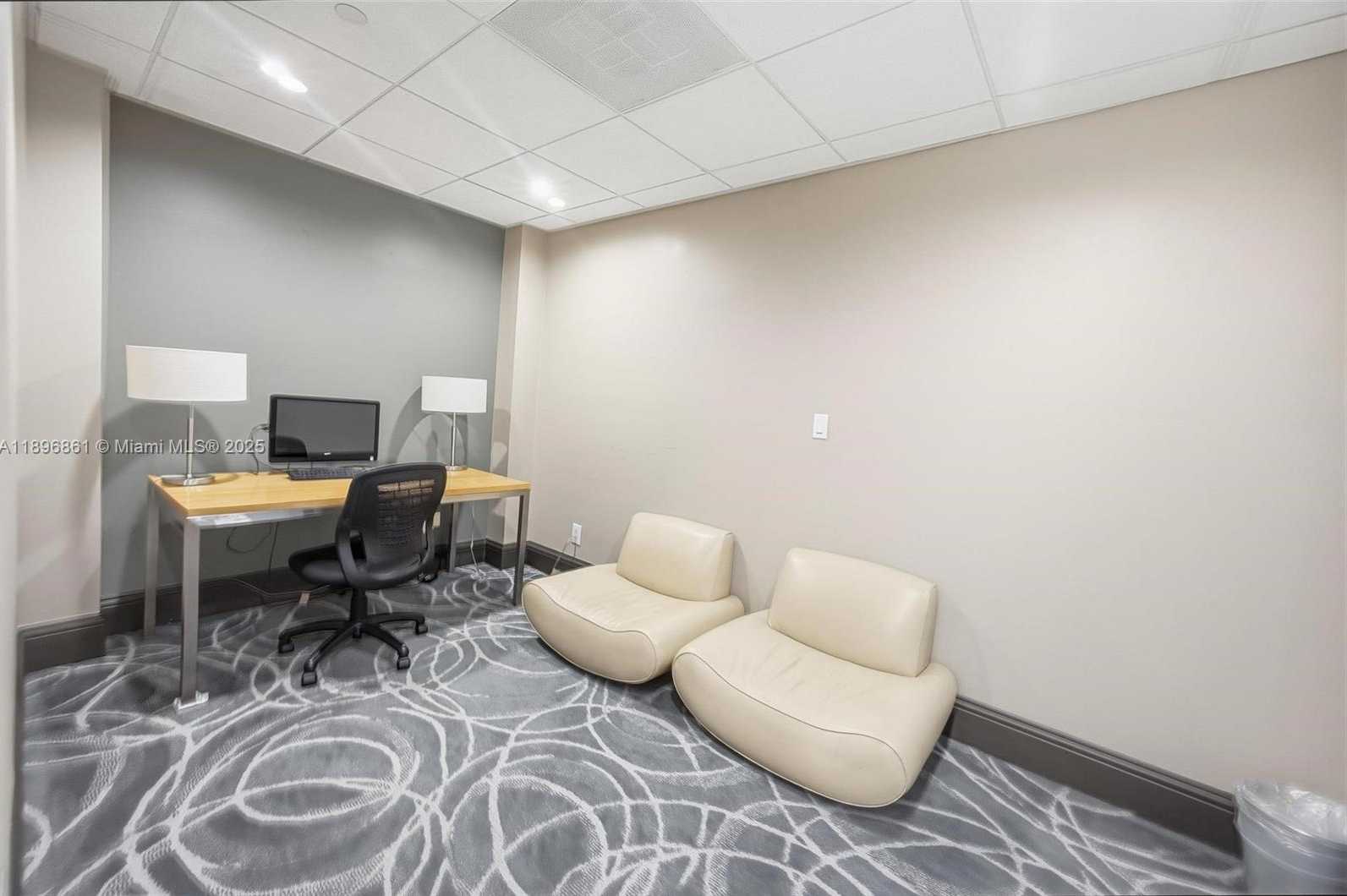 Small Image of 770 CLAUGHTON ISLAND DR #1712, Miami Number 34