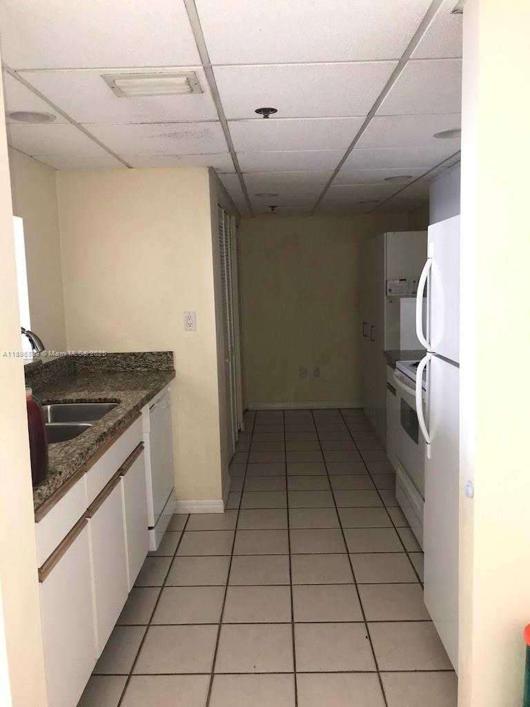 Small Image of 540 BRICKELL KEY DR #1706, Miami Number 10