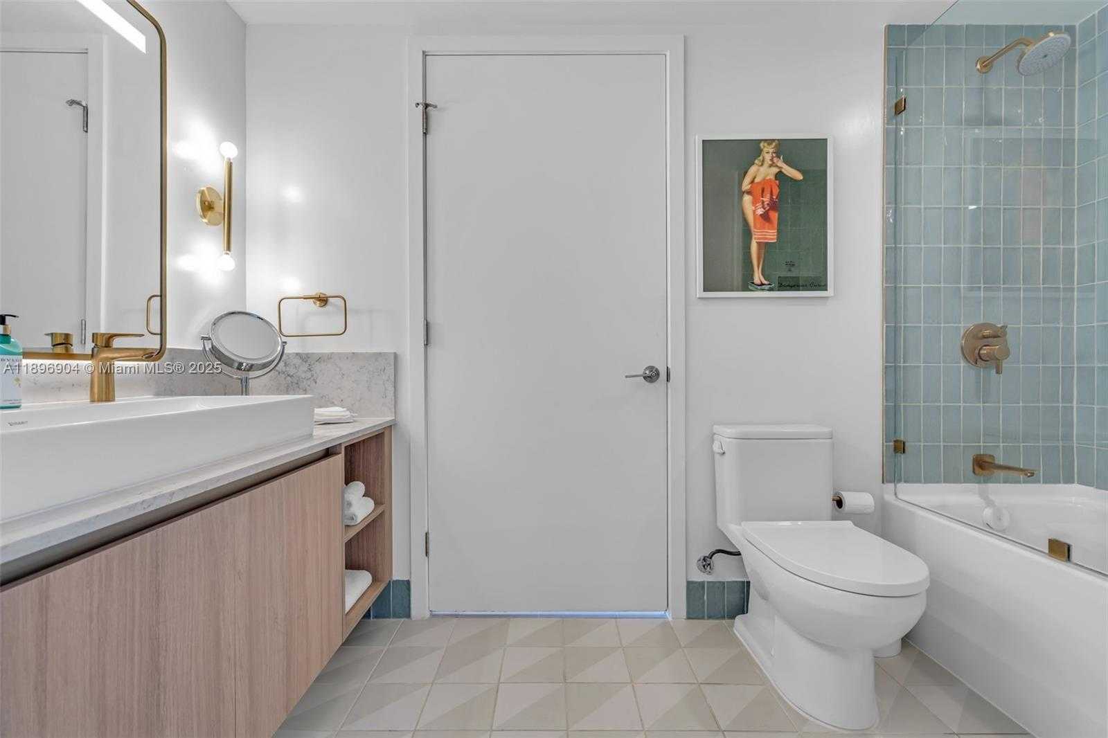 Small Image of 159 NORTH EAST 6TH ST #4514, Miami Number 13