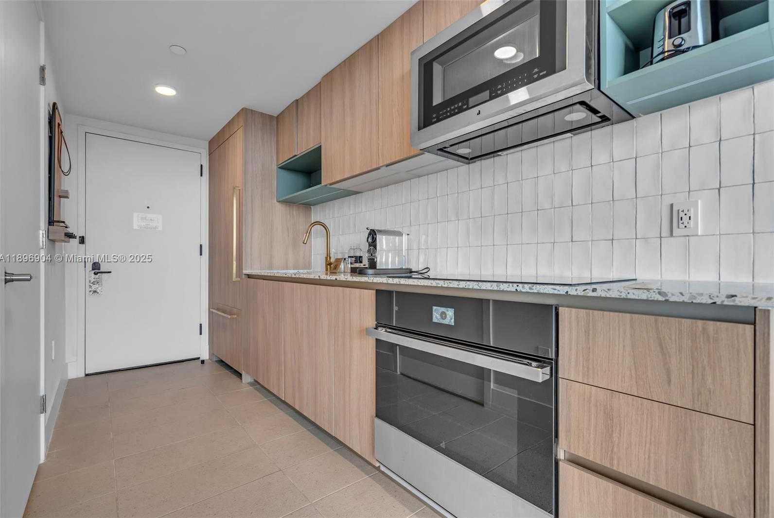Small Image of 159 NORTH EAST 6TH ST #4514, Miami Number 17