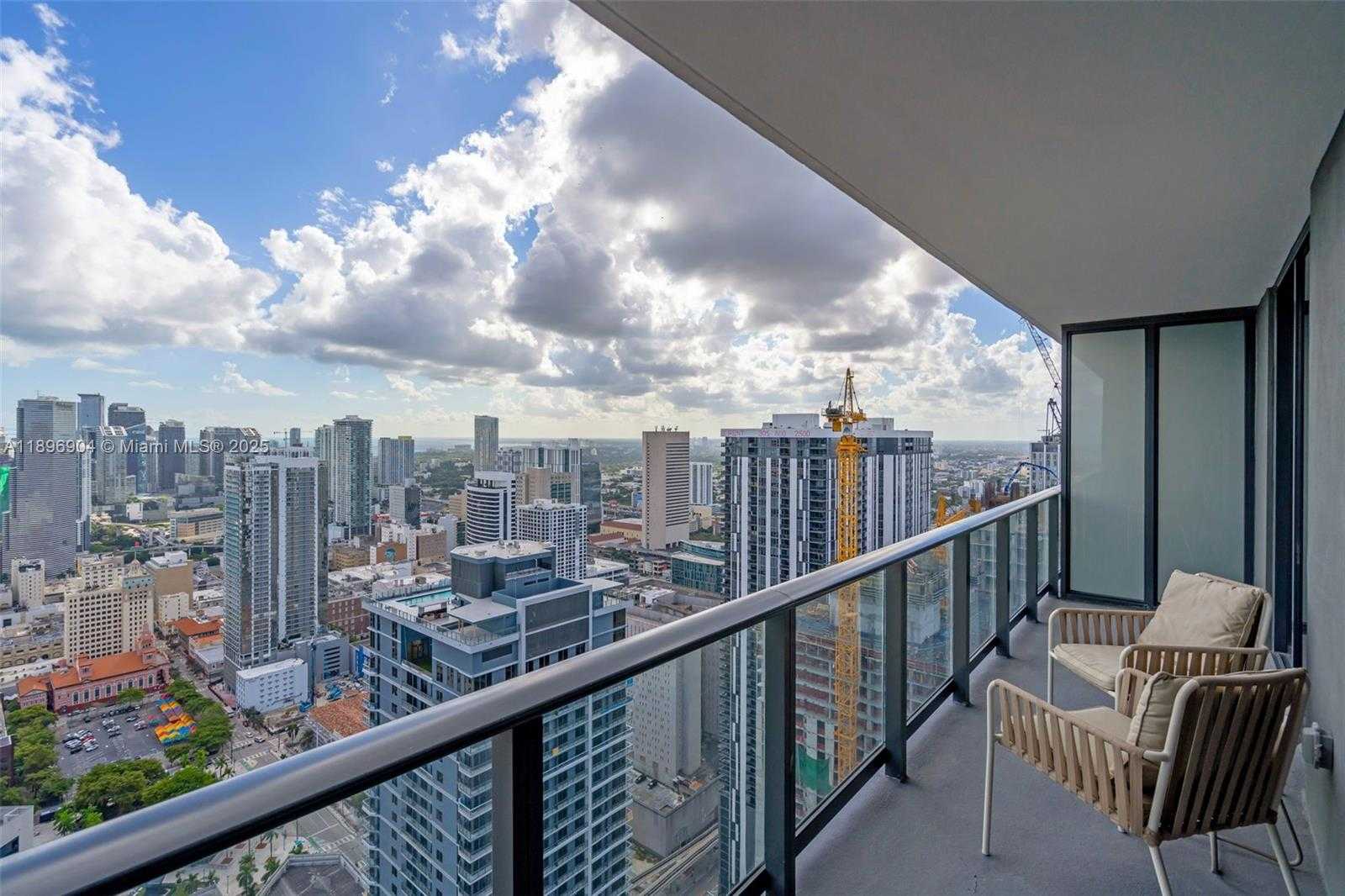 Small Image of 159 NORTH EAST 6TH ST #4514, Miami Number 21