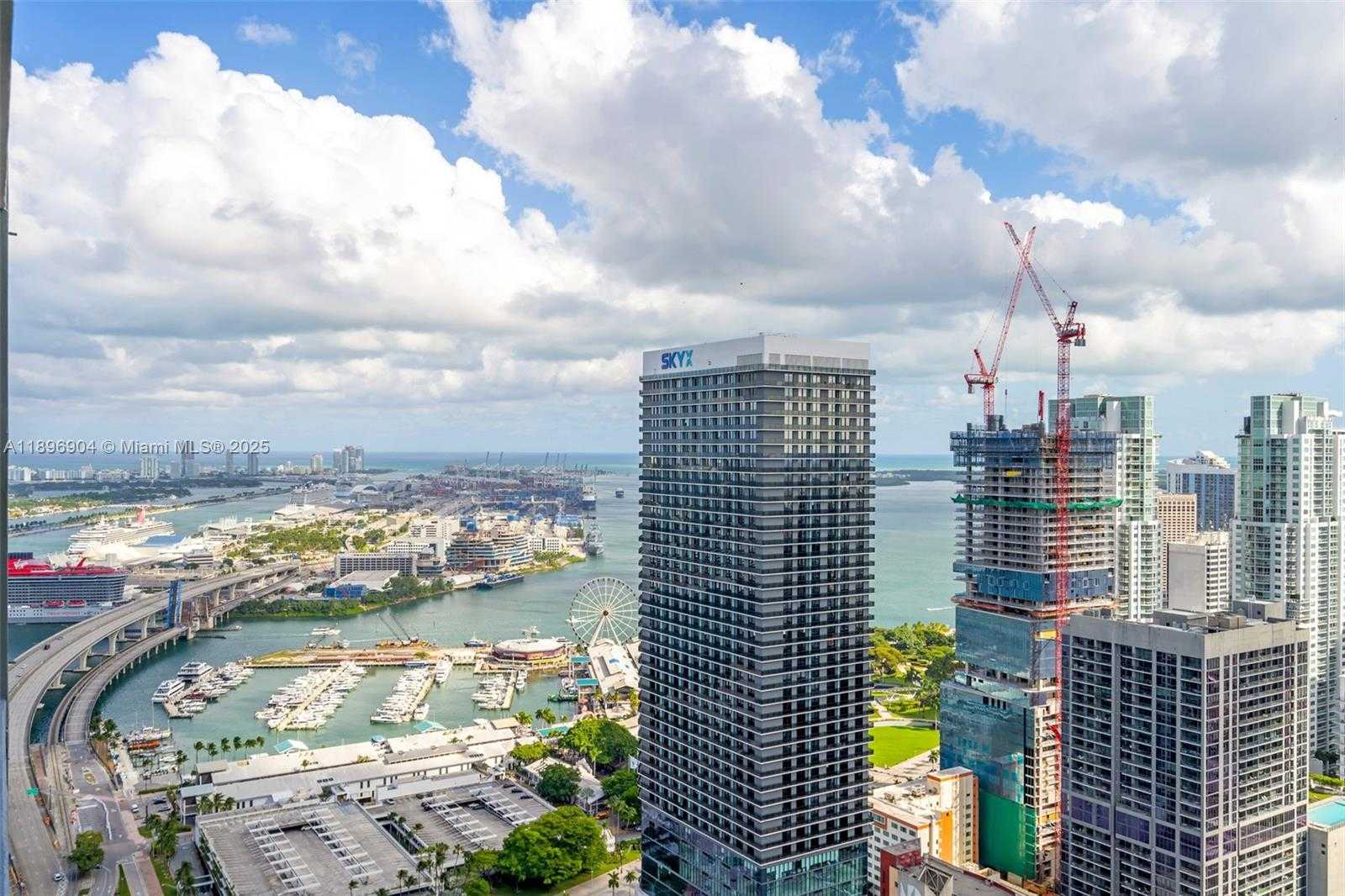 Small Image of 159 NORTH EAST 6TH ST #4514, Miami Number 23