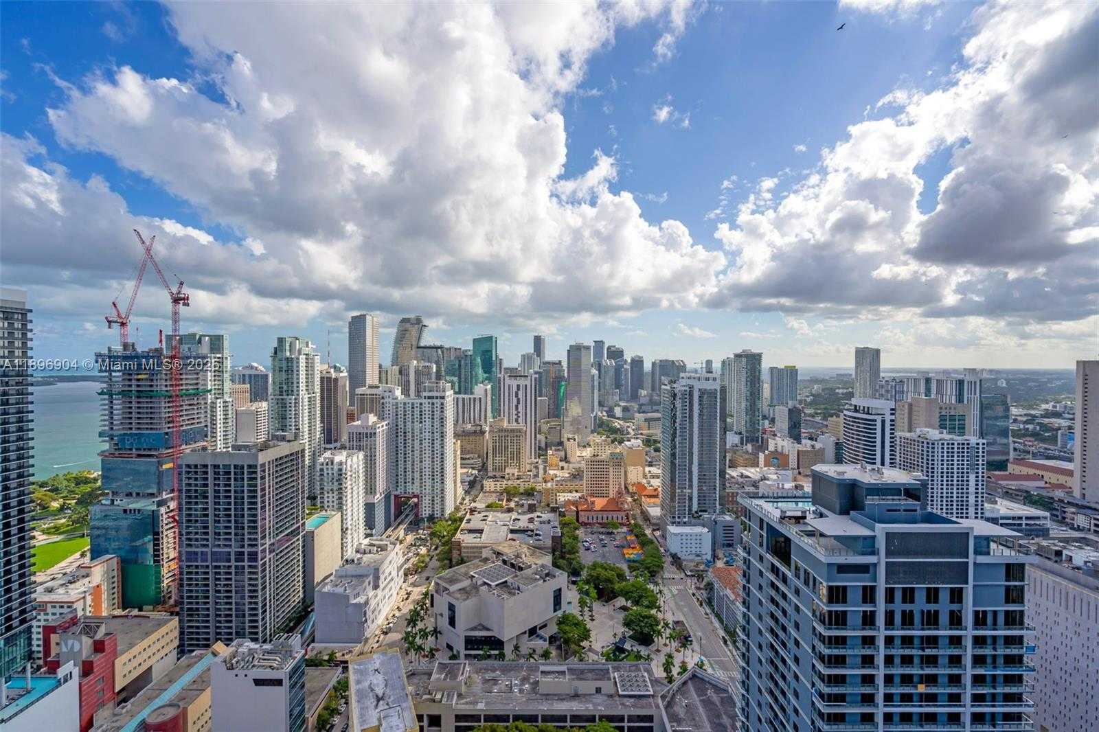 Small Image of 159 NORTH EAST 6TH ST #4514, Miami Number 24