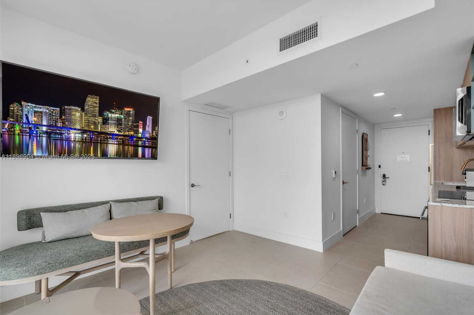 Small Image of 159 NORTH EAST 6TH ST #4514, Miami Number 3
