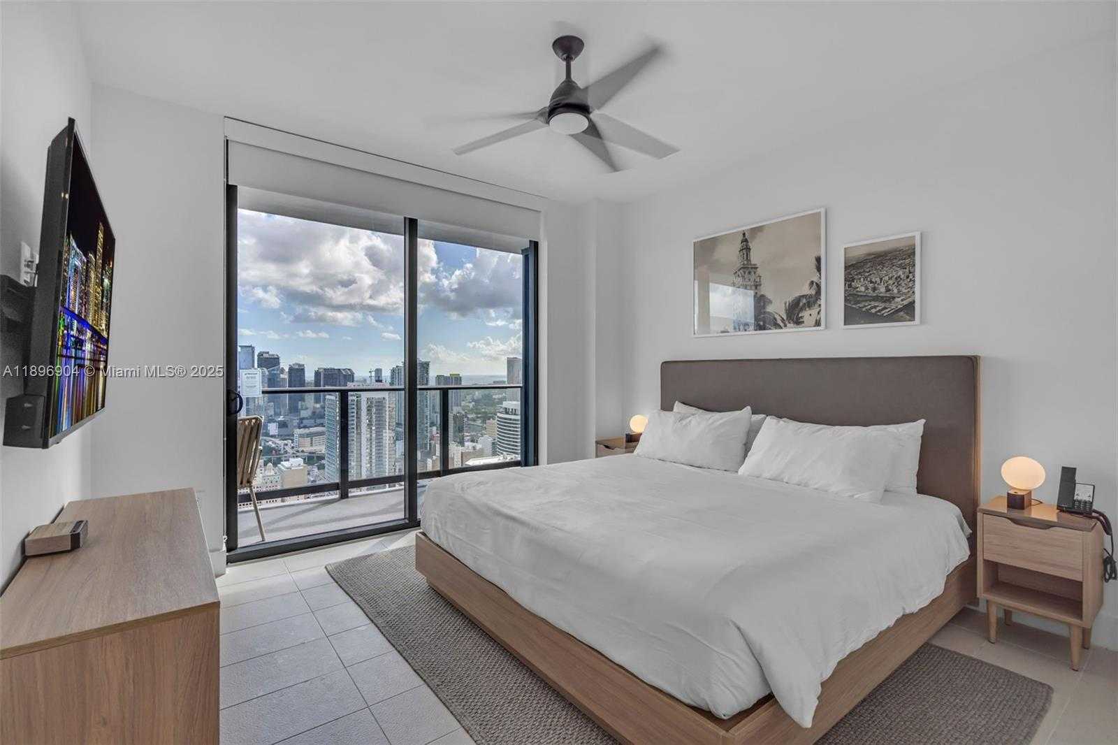 Small Image of 159 NORTH EAST 6TH ST #4514, Miami Number 5