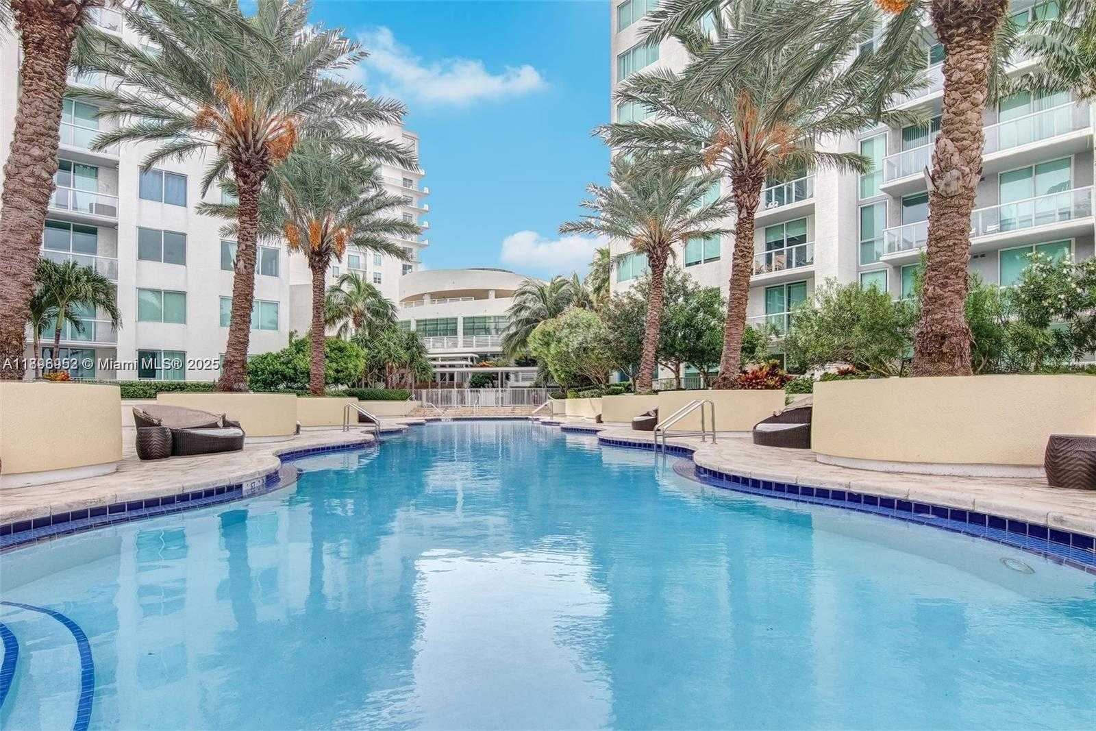 Small Image of 244 BISCAYNE BLVD #3708, Miami Number 48