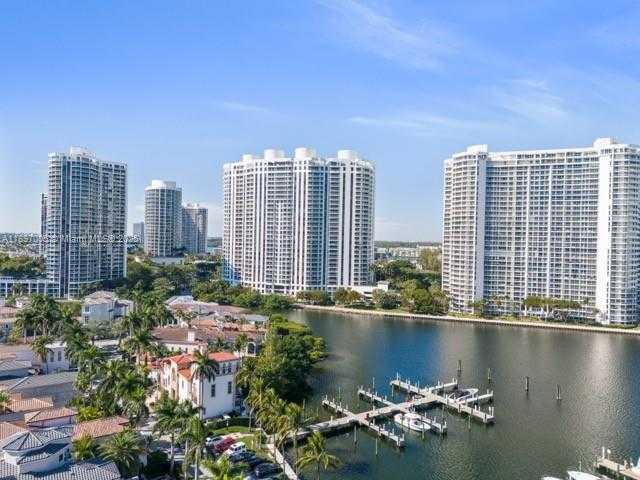 Small Image of 6000 ISLAND BLVD #2507, Aventura Number 38