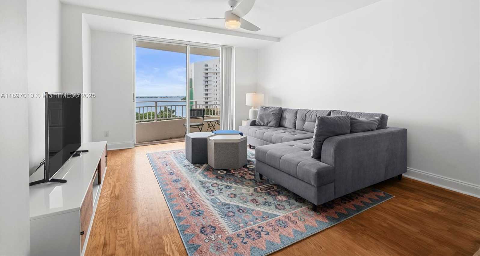 Small Image of 770 CLAUGHTON ISLAND DR #1010, Miami Number 2