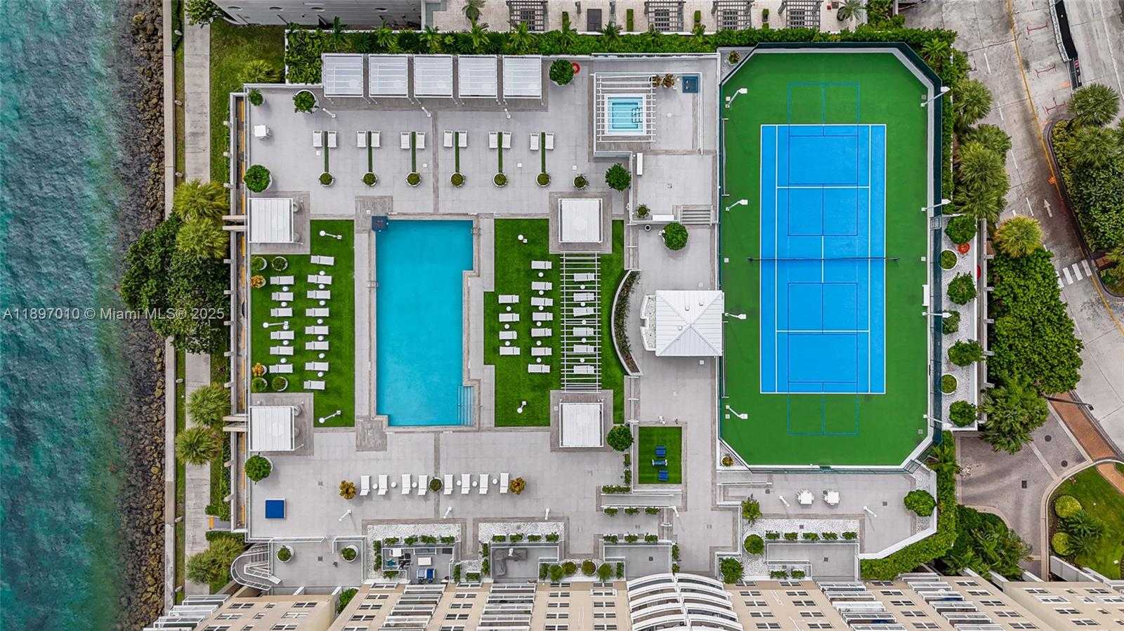 Small Image of 770 CLAUGHTON ISLAND DR #1010, Miami Number 33