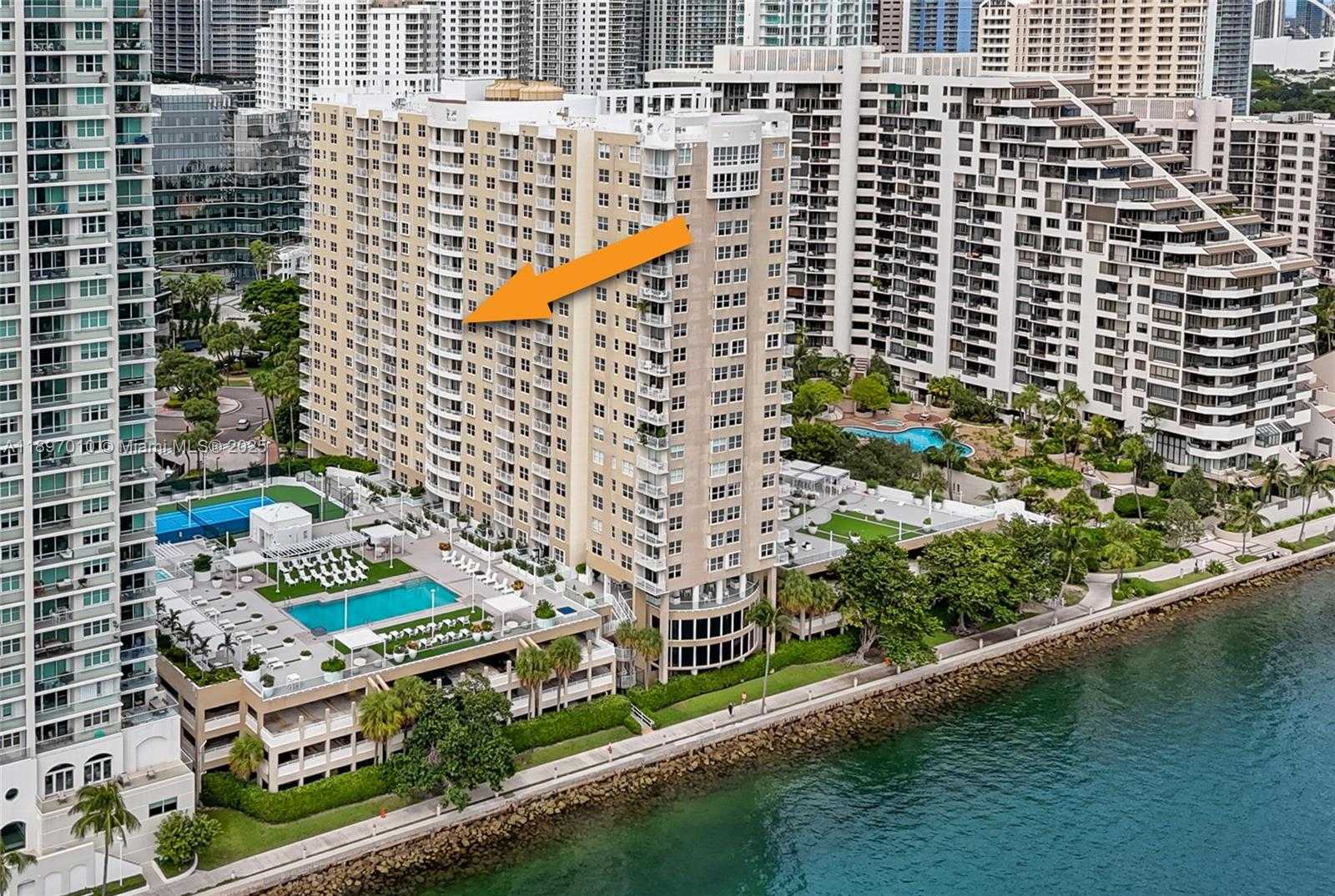 Small Image of 770 CLAUGHTON ISLAND DR #1010, Miami Number 38