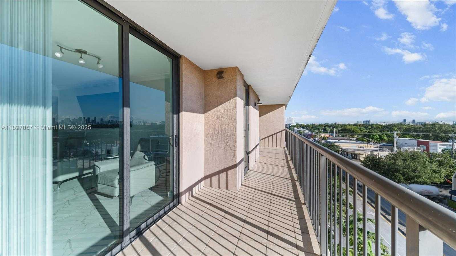 Small Image of 1690 SOUTH WEST 27TH AVE #603, Miami Number 24