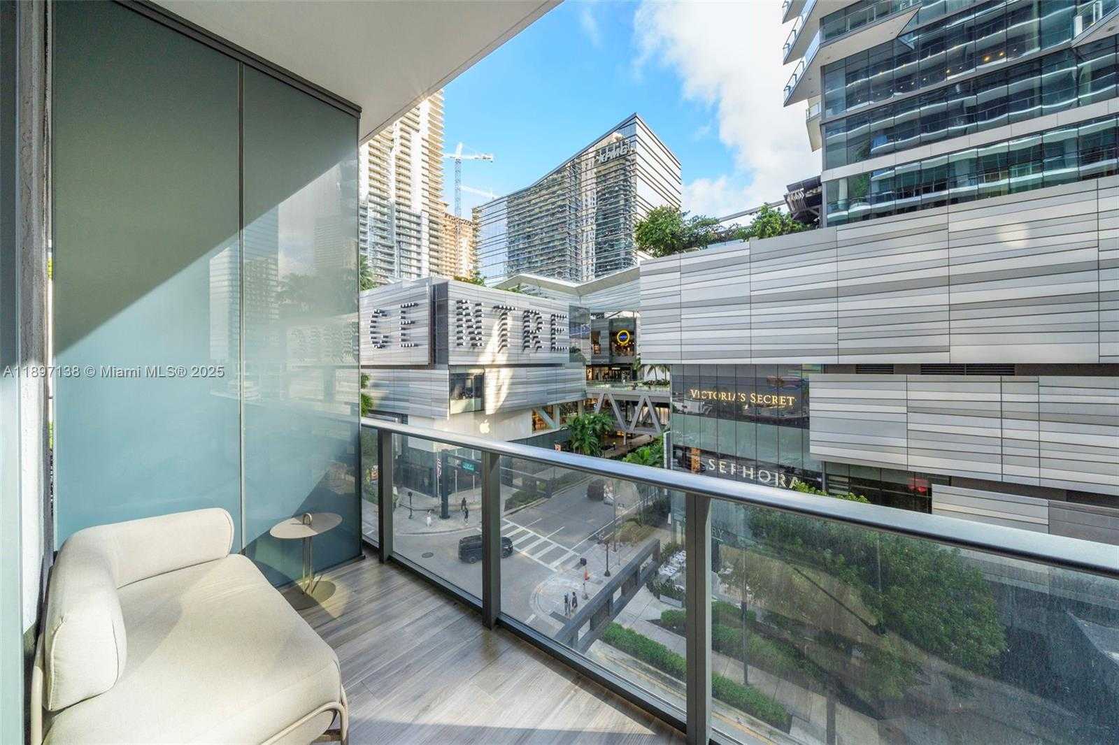 Small Image of 801 SOUTH MIAMI AVE #402, Miami Number 5