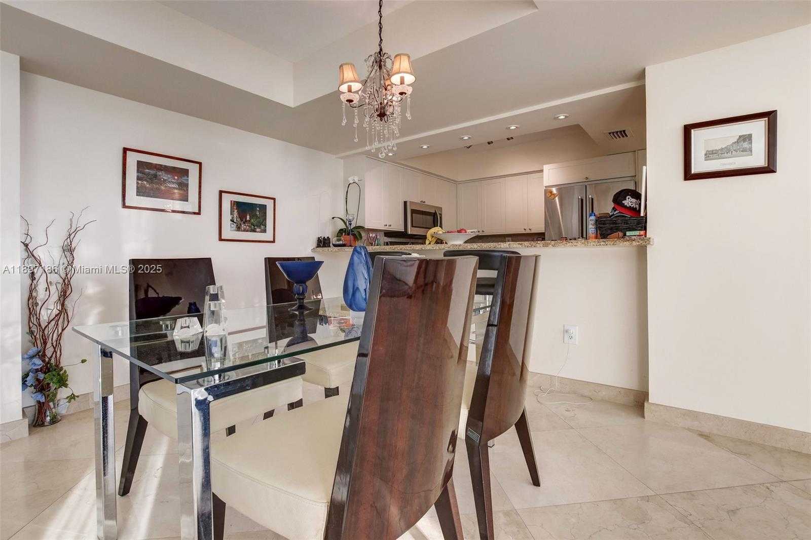 Small Image of 650 WEST AVE #1407, Miami Beach Number 9